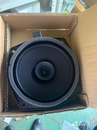 Динамик передней двери, Pajero 4