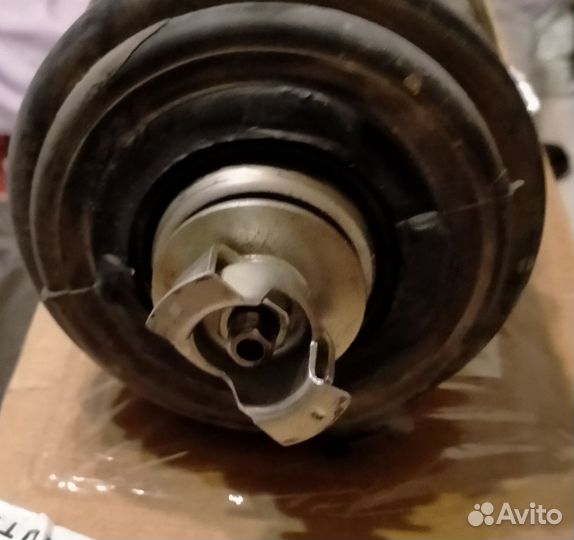 Пневмоамортизатор передний левый Lexus Ls Iv