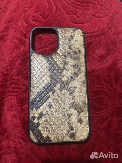 Чехол на iPhone 12 про