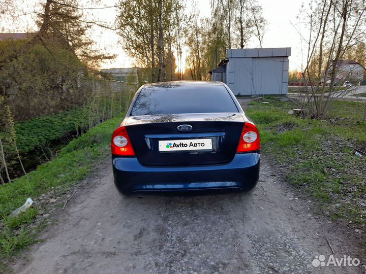 Ford Focus 1.8 МТ, 2010, 295 000 км