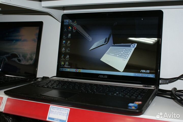 Asus N61JA Intel Core i3-350M 4Гб 320Гб HD5730 1Гб