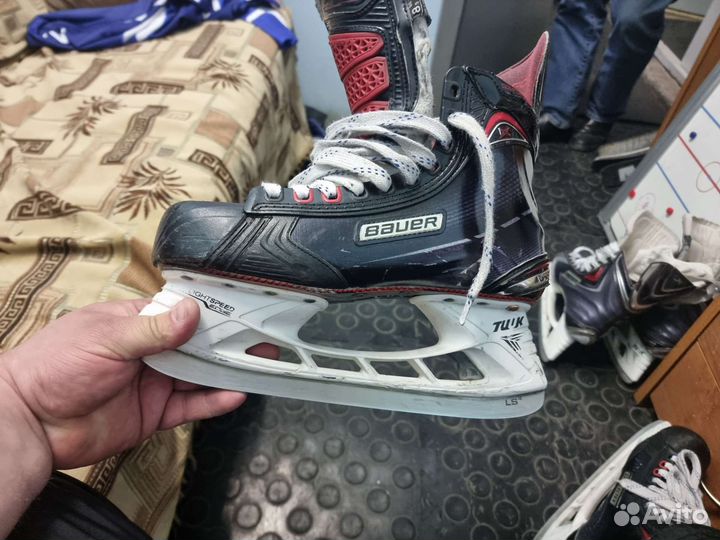 Хоккейные коньки bauer vapor 1x