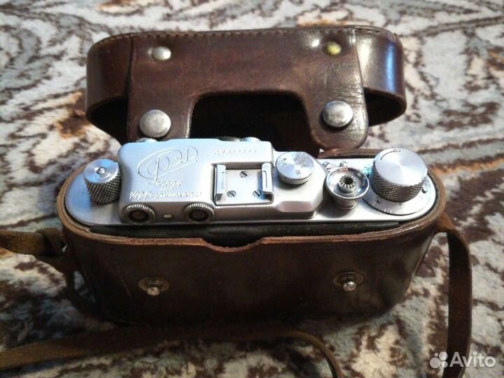 Пленочный фотоаппарат