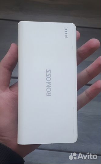 Портативный аккумулятор Romoss Coeus 20 белый