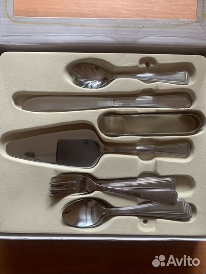 Столовые приборы новые