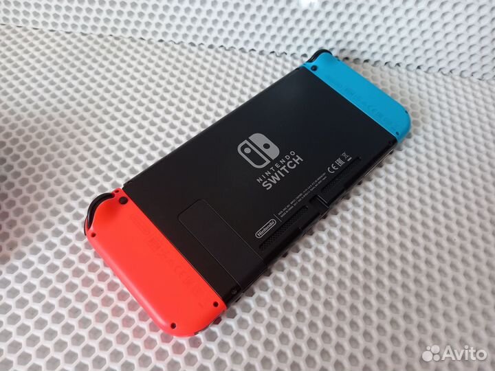 Nintendo switch прошитая + игры