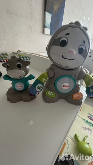 Интерактивные игрушки fisher price ленивец и лось