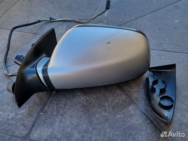 Зеркало заднего вида правое