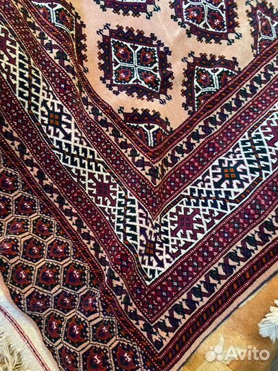 Ковер туркменский