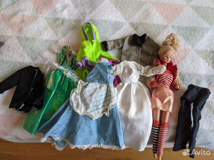 Кукла Барби с одеждой