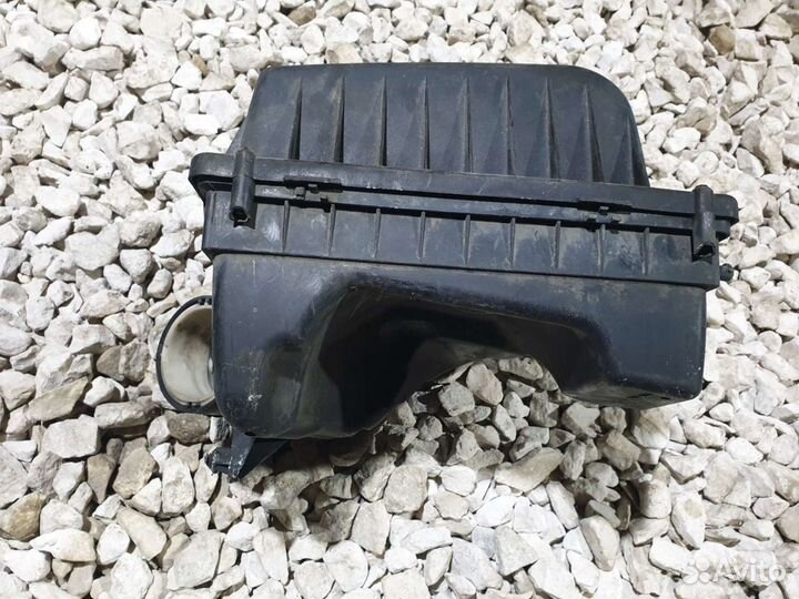 Корпус воздушного фильтра Opel Astra H