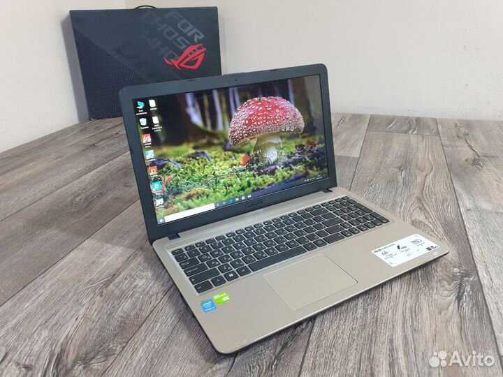 Asus в очень хорошем состоянии