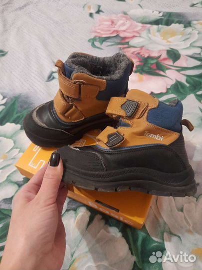 Ботинки демисезонные 25 размер