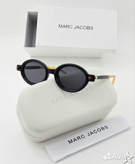 Солнцезащитные очки Marc Jacobs