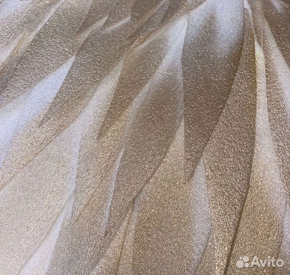 Крылья ангела белые с золотым оттенком