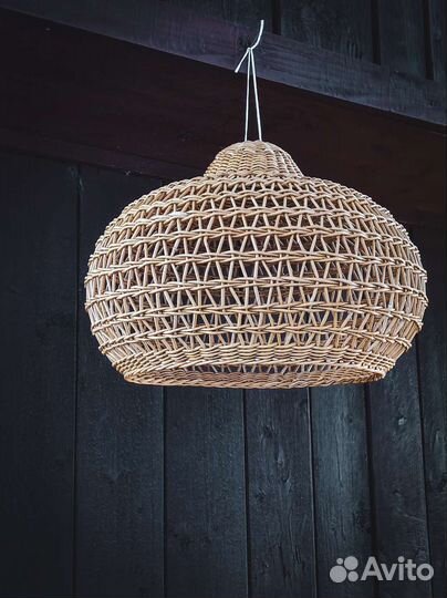 Светильник плетеный