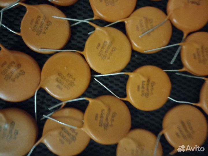 Конденсатор высоковольтный К15-5 6,3кв 4700пф