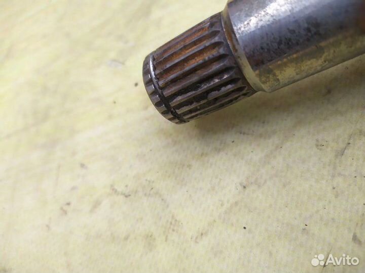 Привод (полуось ) передний левый Ford Mondeo Iv