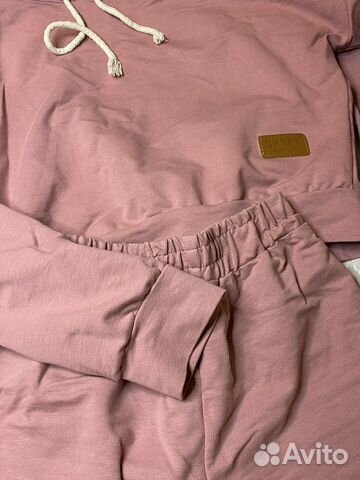 Костюм спортивный