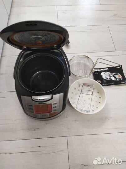 Мультиварка redmond rmc m70