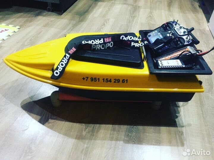 Карповый кораблик (прикормочный)