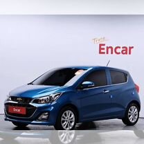 Chevrolet Spark 1.0 CVT, 2020, 27 000 км, с пробегом, цена 910 000 руб.