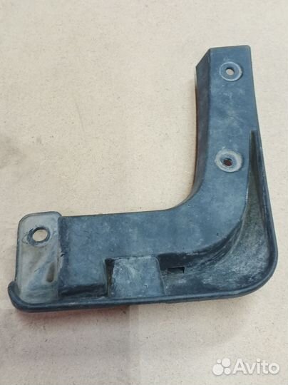 Rio 3 QB Хетчбек Левый Задний Брызговик Kia