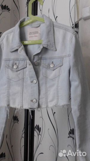 Продам джинсовку на девочку