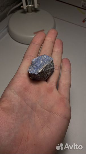 Лепидолит минерал