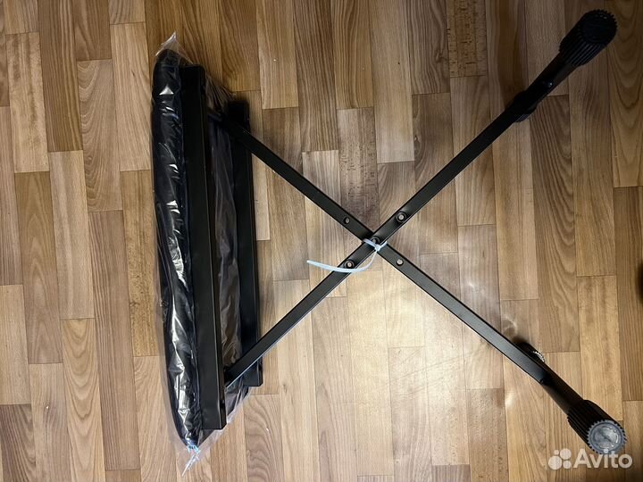 Стул для фортепиано