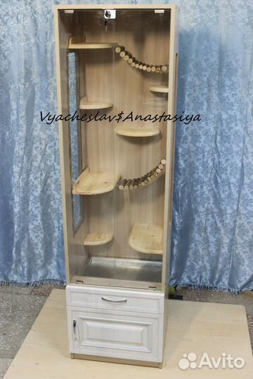 Витрины стеллажи и домики для Шиншилл и Белок