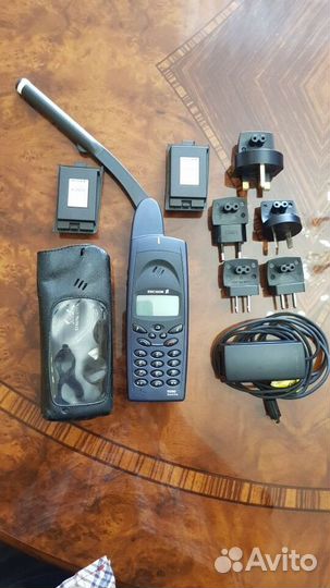 Спутниковый телефон globalstar