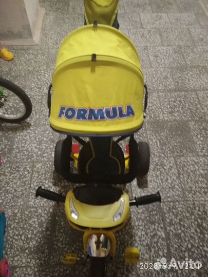 Детский трехколесный велосипед бу