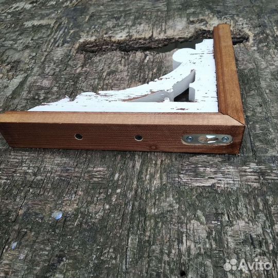 Кронштейн на полку в стиле Прованс