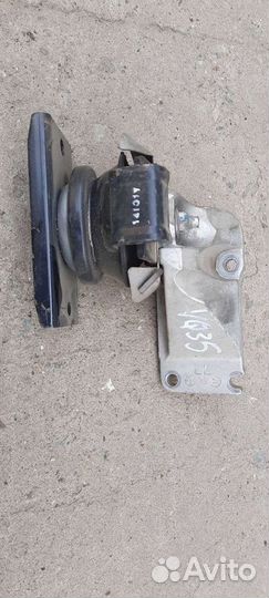 Подушка двигателя VQ35-DE Nissan Elgrand, Terrano