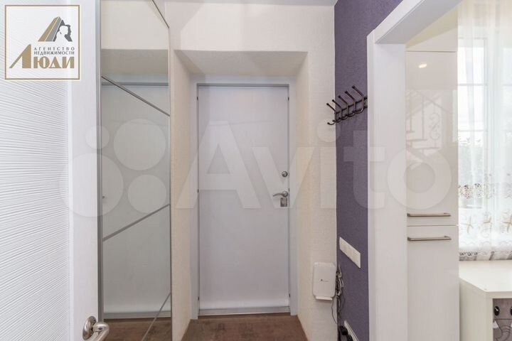 4-к. квартира, 77,6 м², 1/2 эт.