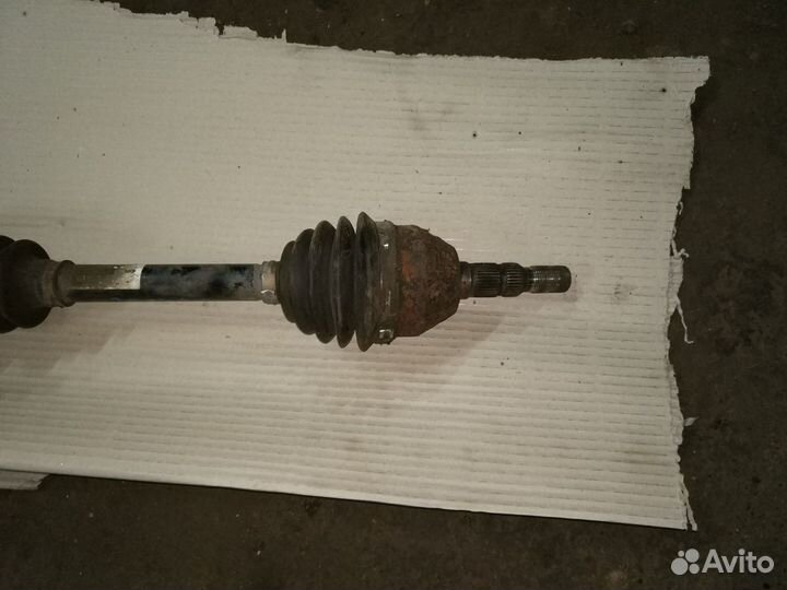 Привод правый на Опель Астра H