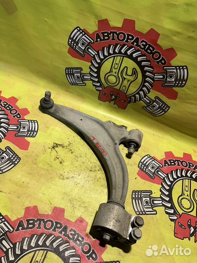 Рычаг передний левый Chevrolet Cruze
