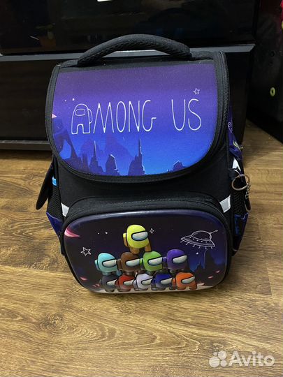 Школьный рюкзак