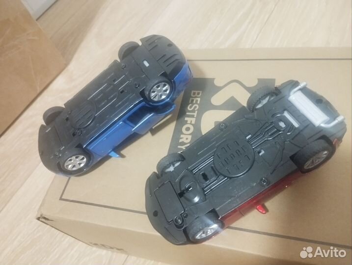 Машинки металлические