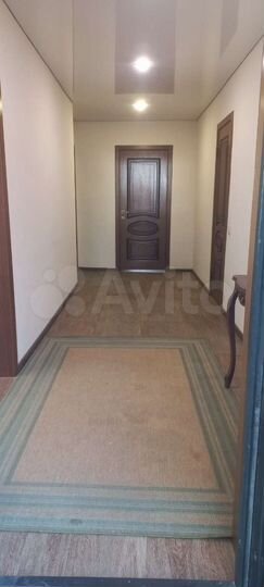 Дом 180 м² на участке 6 сот.