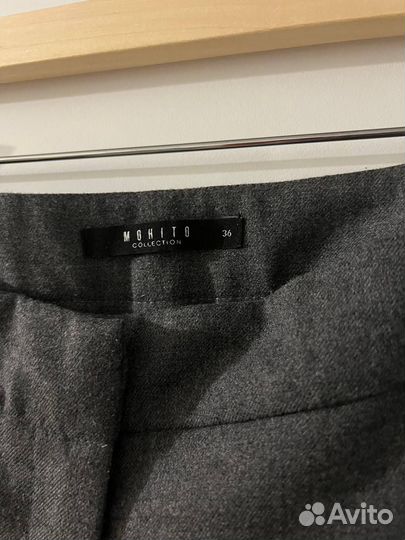 Брюки классические женски 42 (2 шт)