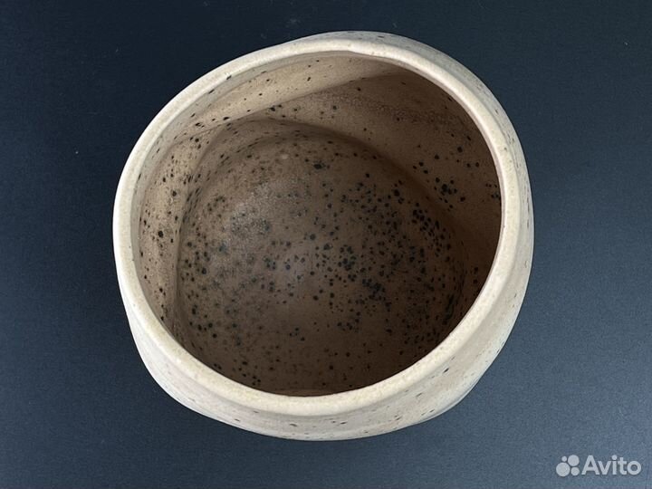 Ваза керамическая мятая ручной работы, 17*14см