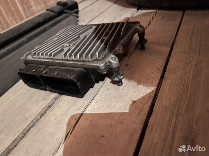 Продается блок управления двигателем