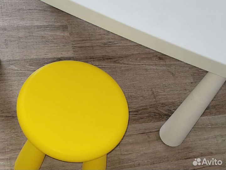 Детский стол и стул IKEA