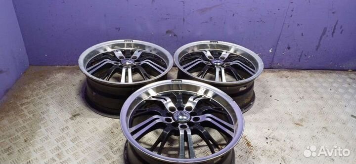Диск литой R17PCD 5x114.3 ET40 DIA67.1