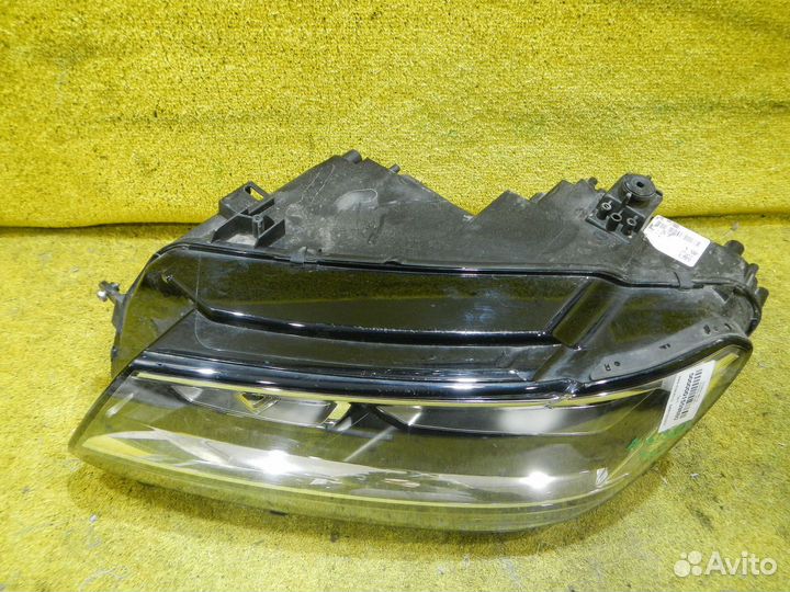 Фара левая Volkswagen Tiguan