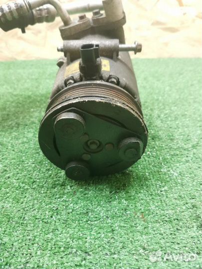 Компрессор кондиционера Ford Focus 2 1.6 shda 2008