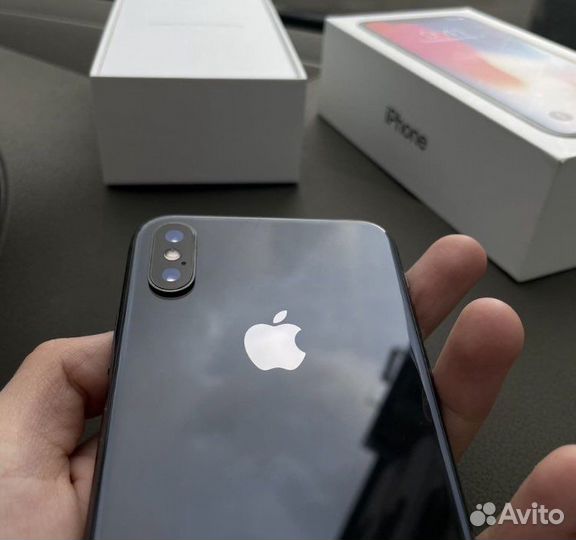 iPhone X, 256 ГБ