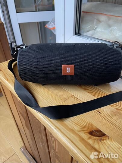 Блютуз колонка